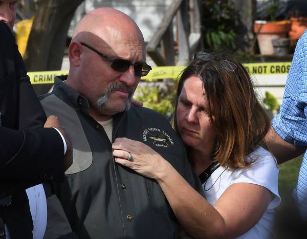 华裔谈控枪：美国个人与政府是零和游戏，所以要自卫，中国不是这样